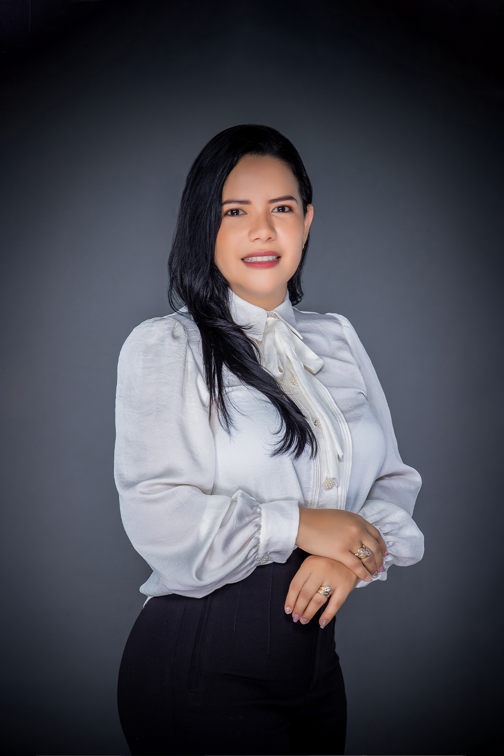 JESENIA MARCELA LUZURIAGA AMADOR
